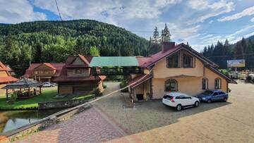 Фотографии Лоджи Smerekova Hata г. Яблоница (Украина) №2 Фото Лоджи Smerekova Hata г. Яблоница 2