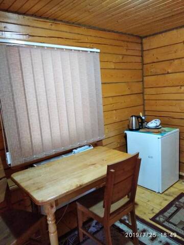 Фото номера Номер Делюкс (для 2 взрослых и 1 ребенка) Отель Trembita г. Яблоница 11