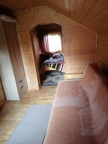 Фото номера Стандартный четырехместный номер Гостевой дом Sadiba Rozchil г. Яблоница 3