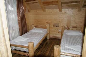 Фото номера Трехместный номер Отель Kisva Hotel г. Яблоница 6