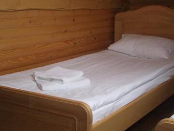 Фото номера Небольшой одноместный номер Отель Kisva Hotel г. Яблоница 2