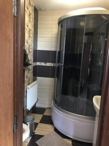 Фото номера Люкс с балконом Отель Kisva Hotel г. Яблоница 3