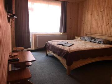 Фото номера Улучшенный двухместный номер с 1 кроватью Отель Hotel Novoe Shale г. Яблоница 33