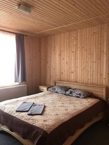 Фото номера Улучшенный двухместный номер с 1 кроватью Отель Hotel Novoe Shale г. Яблоница 18