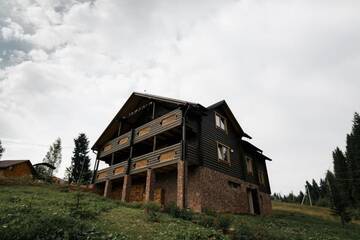 Фото номера Улучшенное шале Лоджи GUTSULWOOD г. Яблоница 31