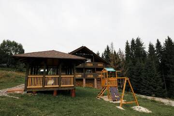 Фото номера Улучшенное шале Лоджи GUTSULWOOD г. Яблоница 29