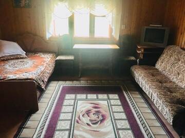 Фото номера Двухместный номер с 1 кроватью или 2 отдельными кроватями, вид на горы Гостевой дом у Дарини г. Яблоница 19