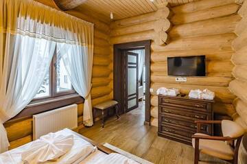 Фото номера Улучшенное шале Шале GOOD DAYS Shale Resort 4 км до Буковеля г. Яблоница 7