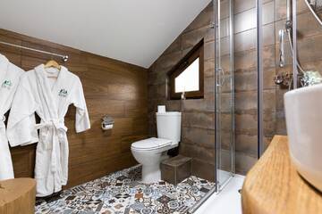 Фото номера Шале Шале GOOD DAYS Shale Resort 4 км до Буковеля г. Яблоница 2